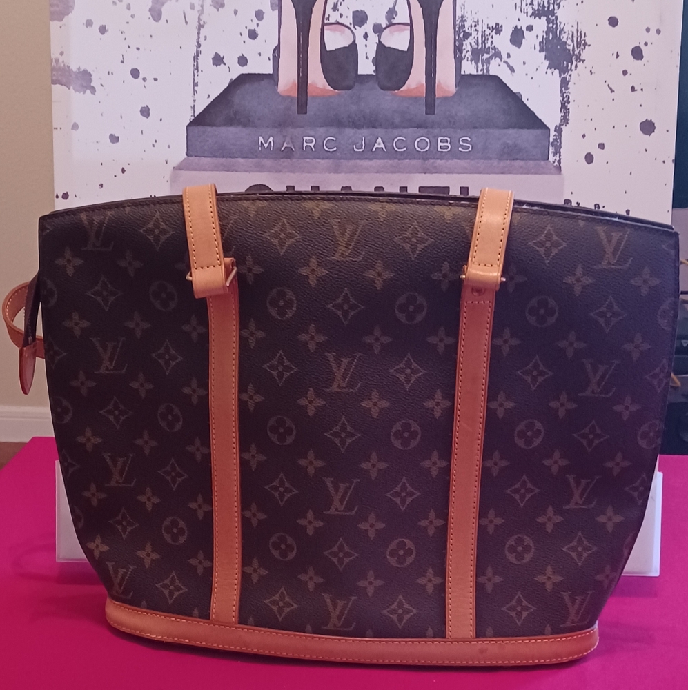 LOUIS VUITTON BABYLONE MONOGRAM.